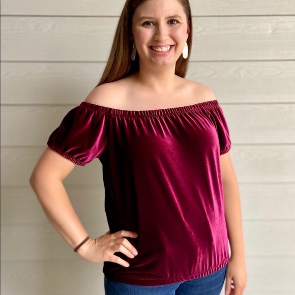 Burgundy Velvet Top - Picture 4 of 5